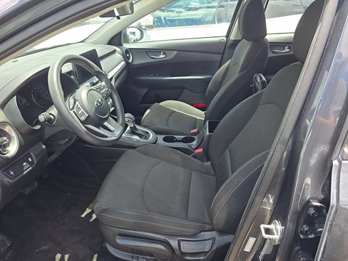 Used 2021 Kia Forte Sedan FWD image 8