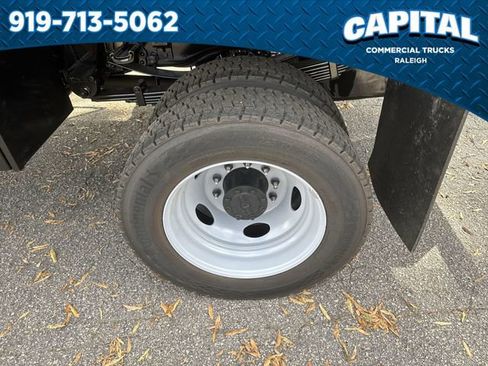 New 2025 Ford F550 4x4 Crew Cab image 13