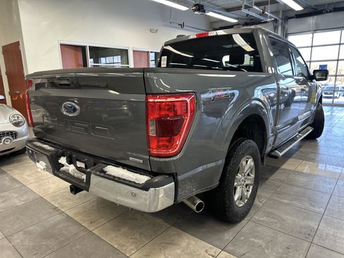 Used 2022 Ford F150 XLT w/ Equipment Group 302A High image 12