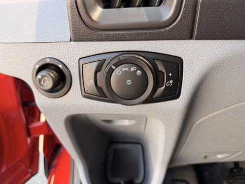 Used 2023 Ford Transit 350 XLT image 34