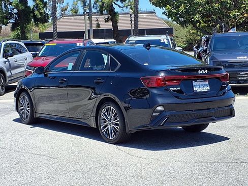 Certified 2023 Kia Forte GT-Line FWD image 3