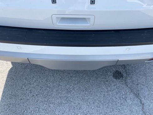 Used 2024 Ford Expedition Limited AWD/4WD image 11