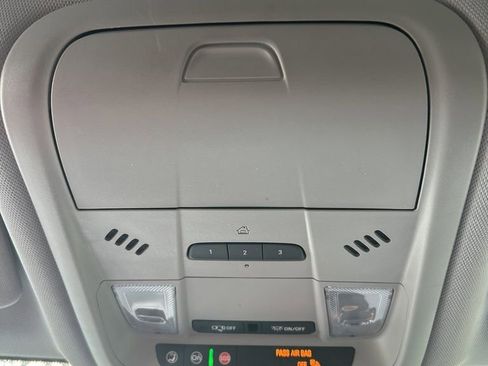 Used 2024 Chevrolet Blazer LT w/ Convenience Package image 19