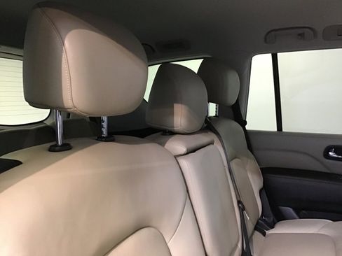 Used 2022 INFINITI QX80 Premium Select w/ All-Season Package image 24