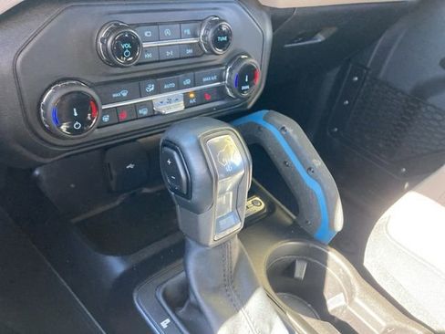 Used 2022 Ford Bronco Wildtrak image 33