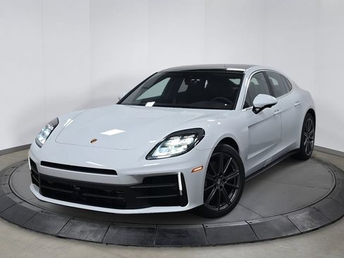 Certified 2025 Porsche Panamera RWD image 1