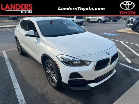 Used 2022 BMW X2 xDrive28i w/ Convenience Package AWD/4WD image 1
