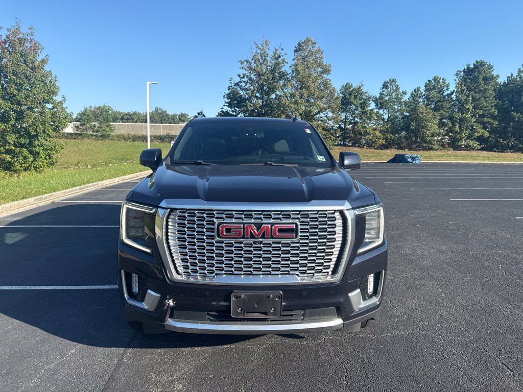 Used 2022 GMC Yukon Denali AWD/4WD image 2