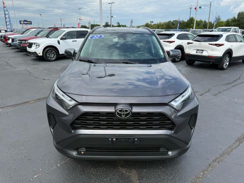 Used 2022 Toyota RAV4 XLE AWD/4WD image 20