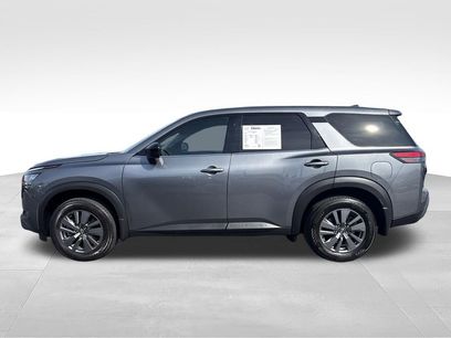Used 2024 Nissan Pathfinder S w/ Cargo Package