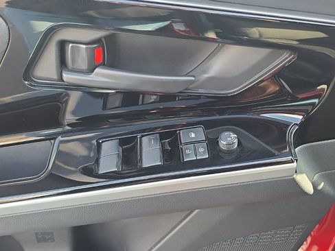 Used 2023 Subaru Solterra AWD image 15