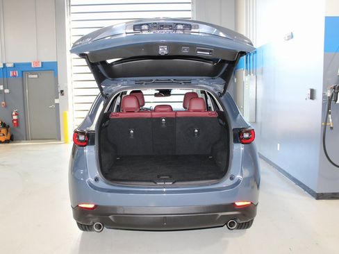 Used 2025 MAZDA CX-5 Carbon Edition image 48