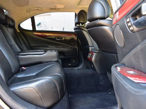 Used 2011 Lexus LS 460 L w/ Rear Seat Upgrade Pkg AWD/4WD image 17