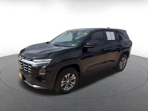 Used 2025 Chevrolet Equinox LT FWD image 8