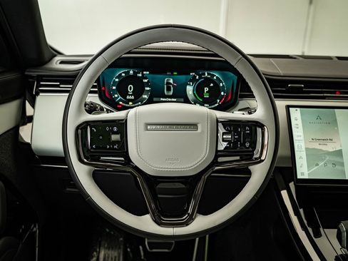 New 2025 Land Rover Range Rover Sport Dynamic SE image 28