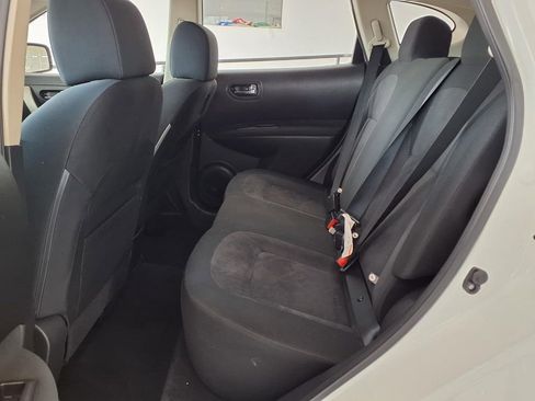 Used 2014 Nissan Rogue S w/ Convenience Package FWD image 10