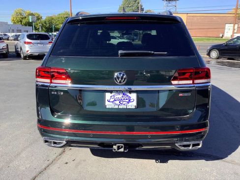 Used 2021 Volkswagen Atlas SE w/ Panoramic Sunroof Package image 11