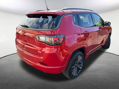 Used 2022 Jeep Compass Limited w/ (RED) Package image 14