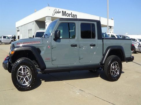Certified 2024 Jeep Gladiator Rubicon w/ Technology Group AWD/4WD image 1