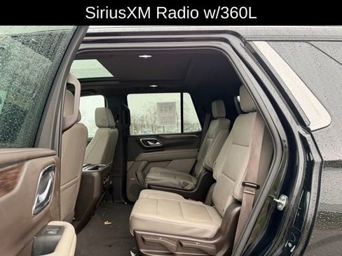 Used 2022 Chevrolet Tahoe LT w/ Luxury Package image 9