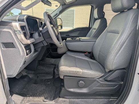 Used 2024 Ford F550 4x4 Crew Cab Super Duty image 13