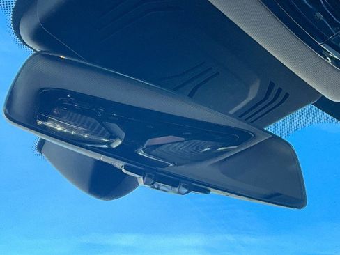 Used 2019 BMW X7 xDrive50i w/ Off-Road Package image 18