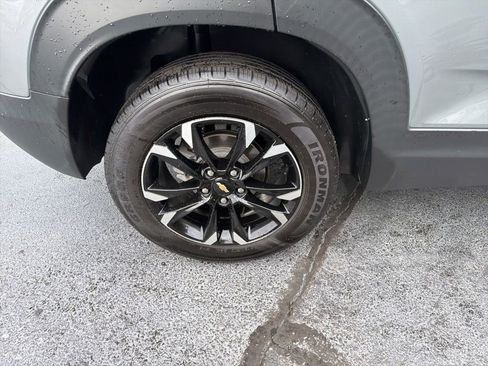 Used 2023 Chevrolet TrailBlazer LT w/ Convenience Package AWD/4WD image 19