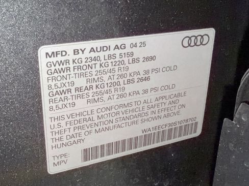 Used 2025 Audi Q3 2.0T Premium Plus w/ Premium Plus Package AWD/4WD image 31
