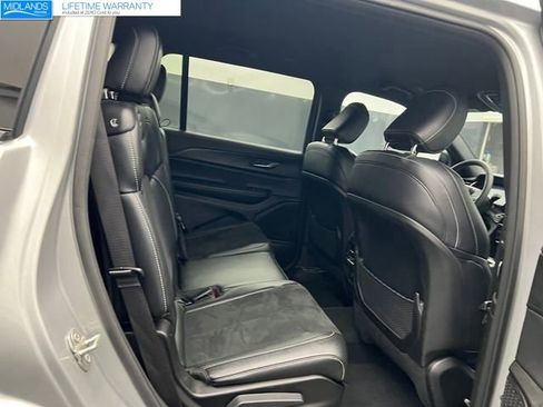 Used 2024 Jeep Grand Cherokee L Laredo image 54