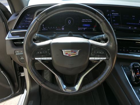Certified 2022 Cadillac Escalade ESV Sport w/ Touring Package AWD/4WD image 19