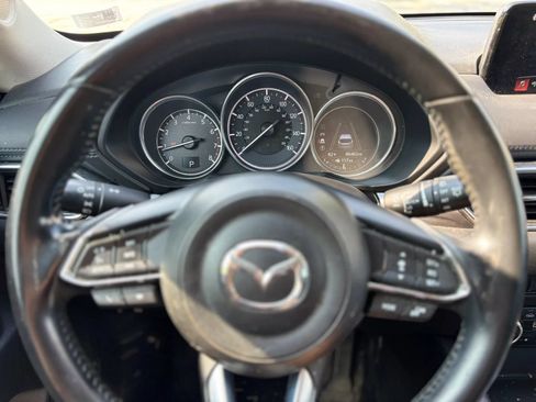 Used 2017 MAZDA CX-5 Touring w/ I-ACTIVSENSE Package AWD/4WD image 11