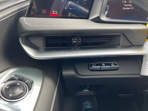 New 2026 Chevrolet Corvette Stingray Coupe w/ 1LT image 15