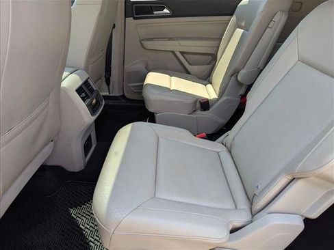 Used 2018 Volkswagen Atlas SEL AWD/4WD image 19