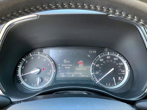 Used 2021 Toyota Highlander Platinum image 9