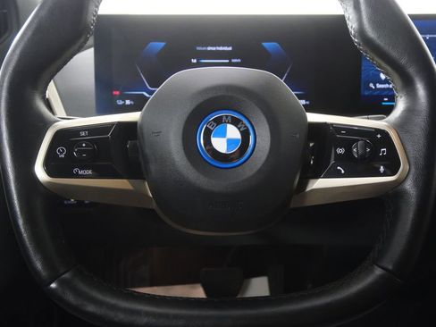 Used 2024 BMW iX xDrive50 AWD/4WD image 15