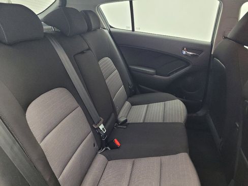 Used 2016 Kia Forte LX image 19