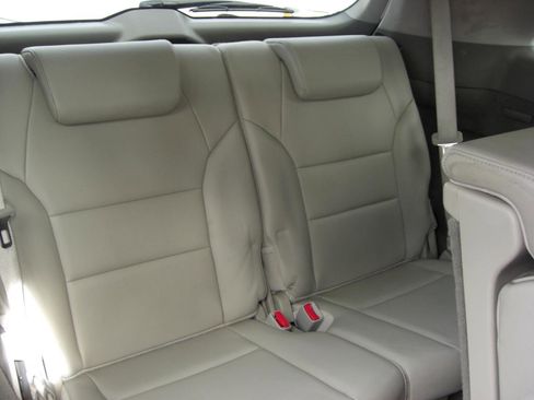Used 2009 Acura MDX w/ Technology Package AWD/4WD image 19