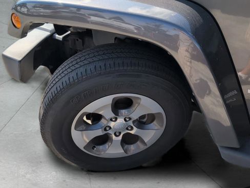 Certified 2018 Jeep Wrangler Unlimited Sahara image 27