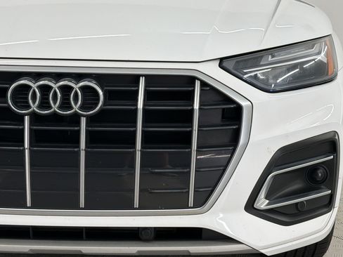 Used 2023 Audi Q5 2.0T Premium w/ Convenience Package AWD/4WD image 12
