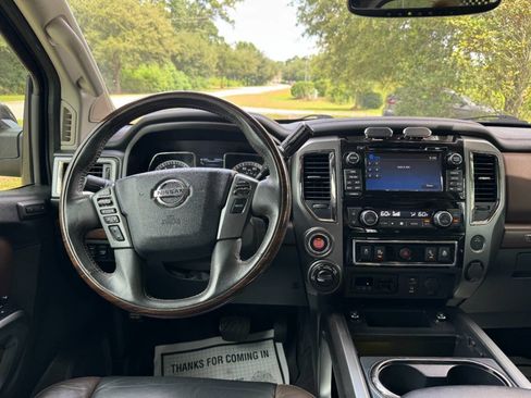Used 2017 Nissan Titan Platinum Reserve AWD/4WD image 18