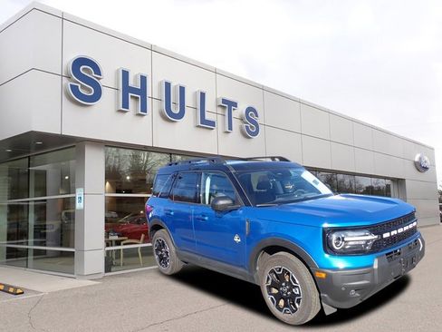 Certified 2025 Ford Bronco Sport Outer Banks w/ Outer Banks Tech Package+ image 3