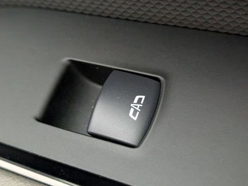 Certified 2025 Chevrolet Silverado 2500 ZR2 w/ Technology Package image 35