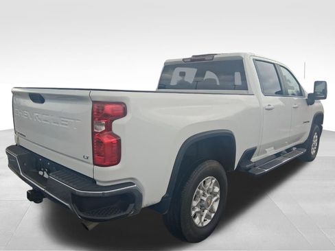 Used 2024 Chevrolet Silverado 2500 LT AWD/4WD image 8