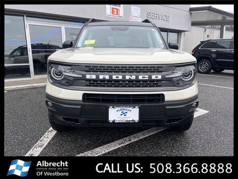 Used 2024 Ford Bronco Sport Badlands w/ Premium Package image 8