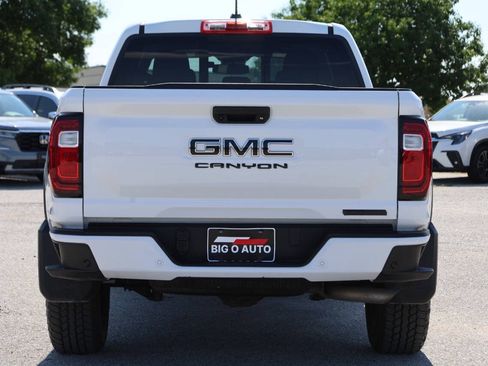 Used 2024 GMC Canyon Elevation w/ Convenience Package AWD/4WD image 10