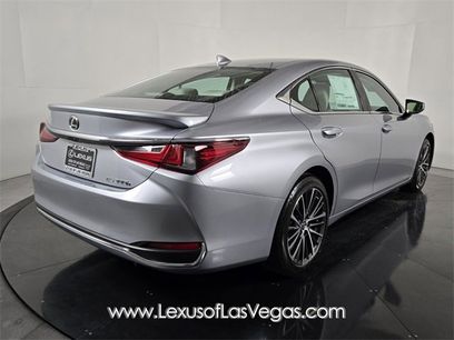 New 2025 Lexus ES 300h 300h