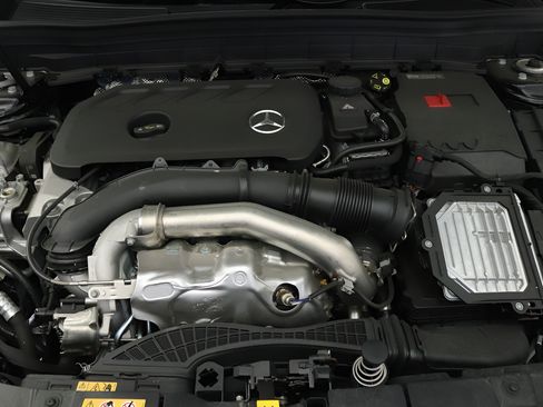 Certified 2026 Mercedes-Benz GLB 250 image 24
