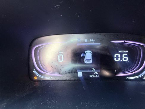 Used 2025 Kia Soul LX FWD image 15