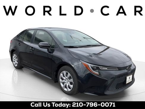 Used 2022 Toyota Corolla LE w/ Carpet Mat Package (TMS) image 1