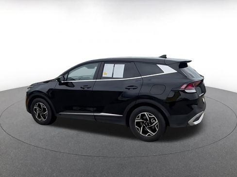 Used 2025 Kia Sportage LX image 10